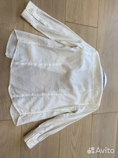 Рубашки белые на мальчика 122 и 128