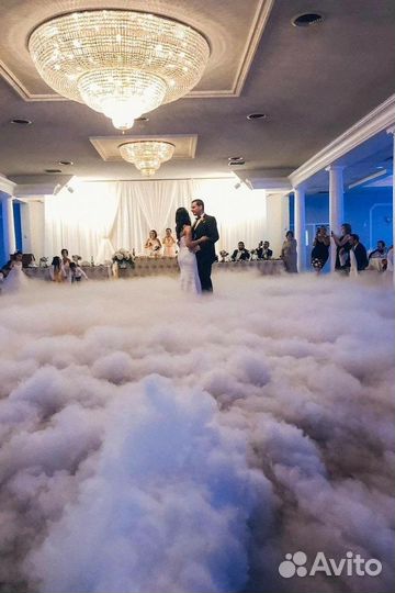 Сценические фонтаны,тяжелый дым на свадьб
