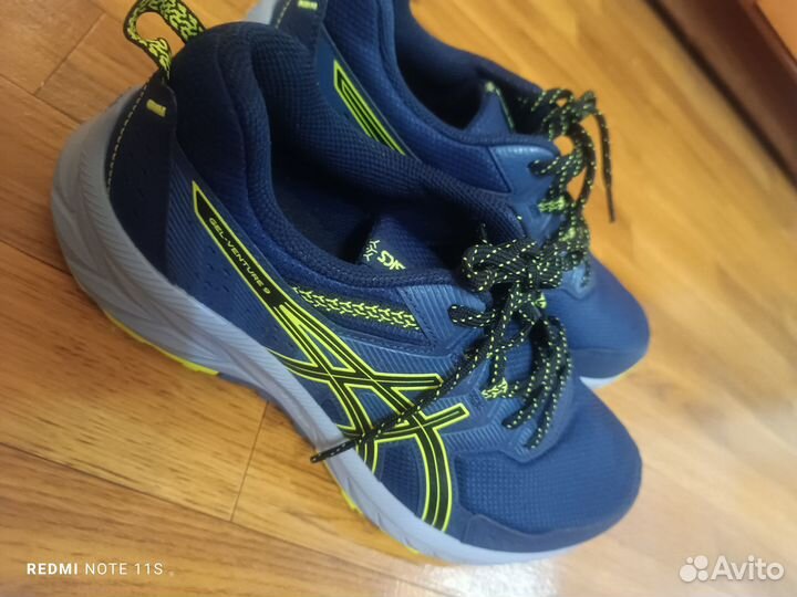 Asics Gel venture 9