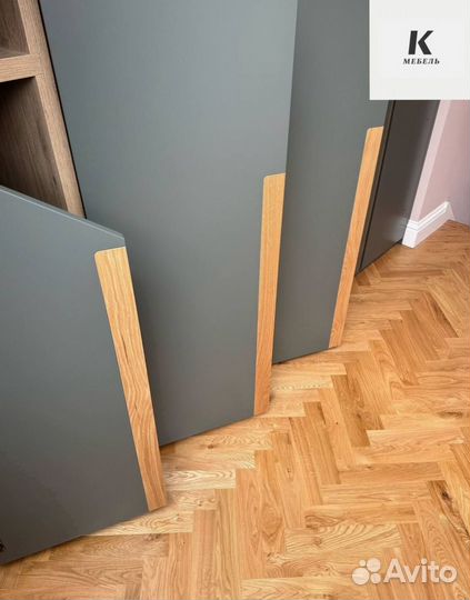 Шкаф распашной