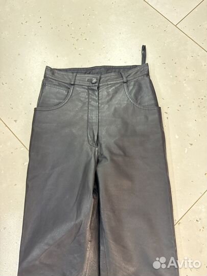 Брюки женские из натуральной кожи 40-42