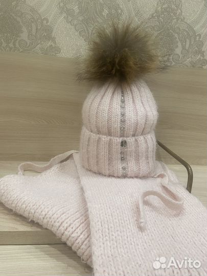 Шапка зимняя для девочки со снудом