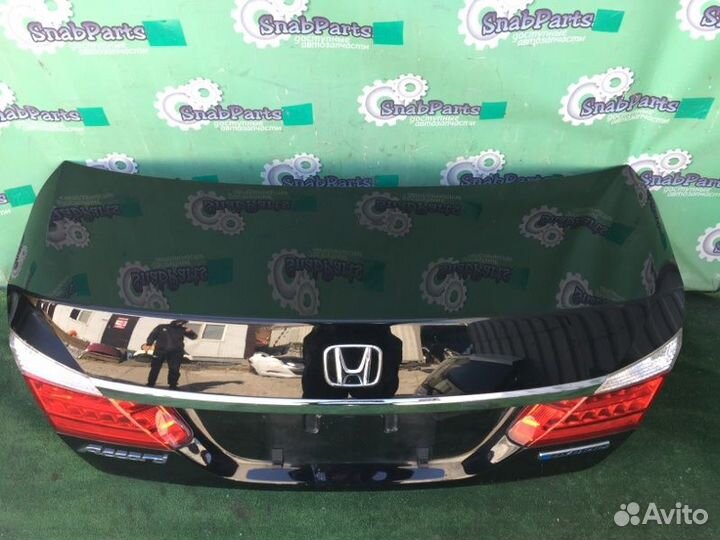 Крышка багажника (1) Honda Accord 9