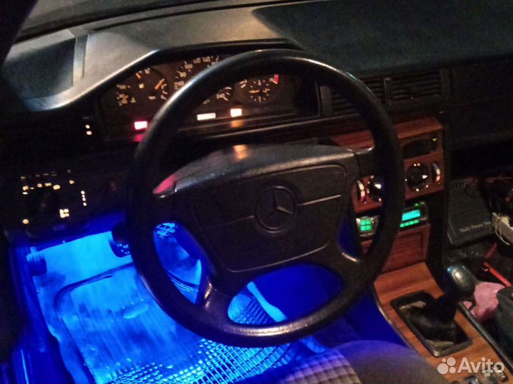 Mercedes-Benz E-класс 2.2 МТ, 1995, 281 000 км