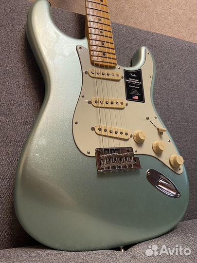 Fender 2024 american professional ii stratocaster