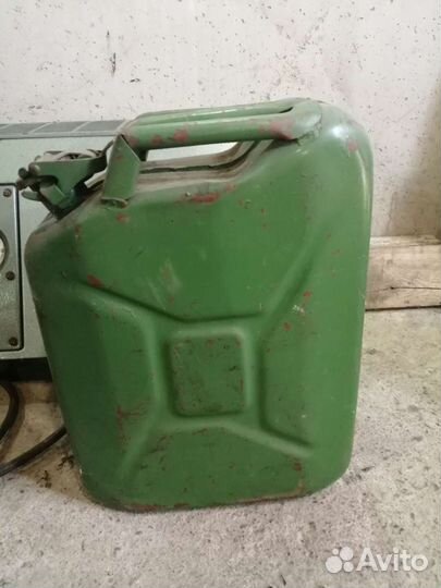 Канистра 20 литров бу