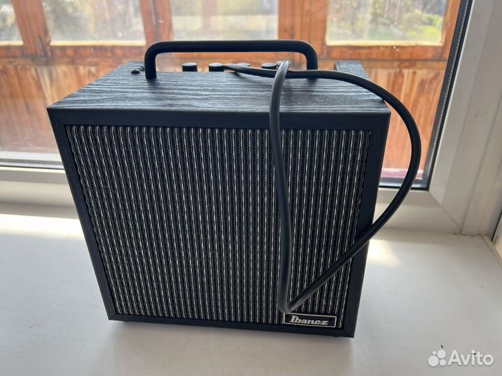 Электрогитара + комбоусилитель