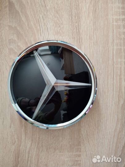 Mercedes-benz эмблема решетки радиатора