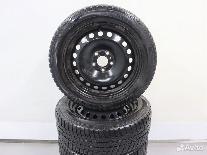 Комплект зимних колёс 205/55 R16
