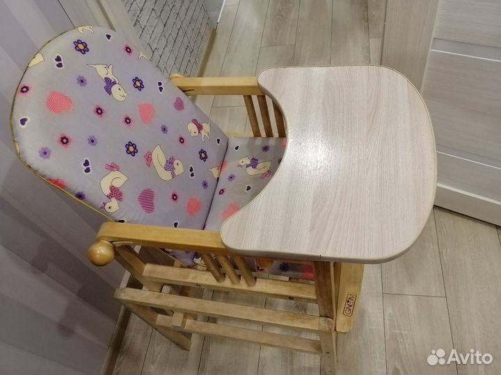 Детский стол и стул, деревянный