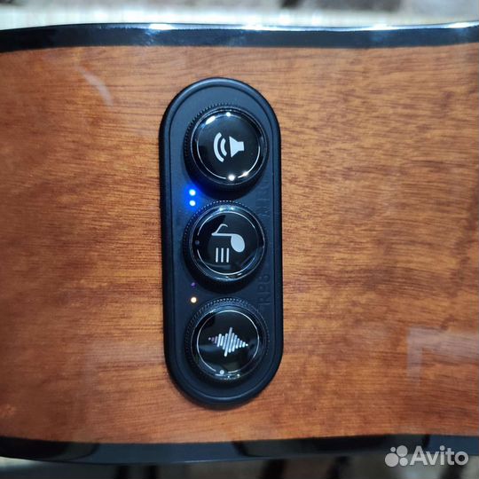 Транс акустическая гитара Yamaha