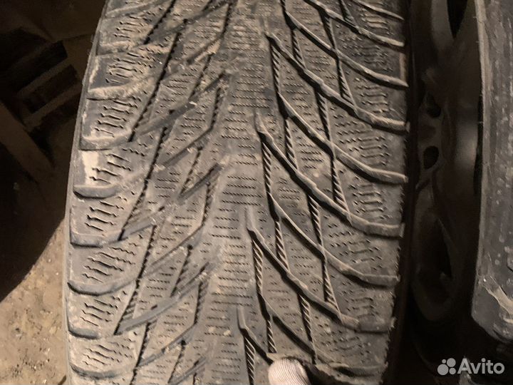Nokian Tyres Hakkapeliitta R2 255/45 R18