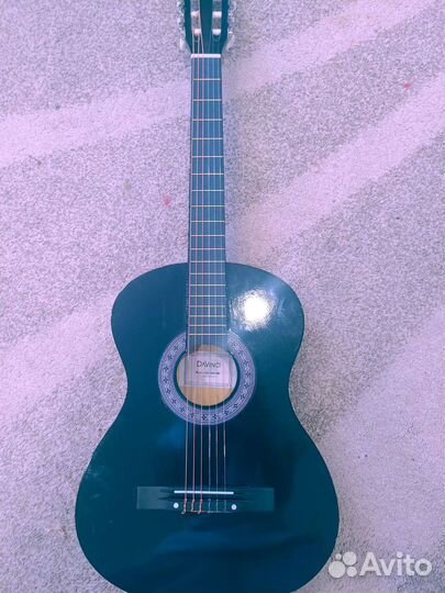 Шестиструнная гитара