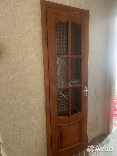 Двери межкомнатные из дерева