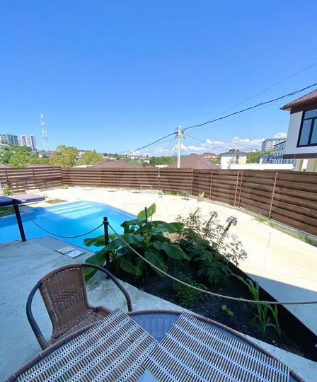 Коттедж 320 м² на участке 5 сот.