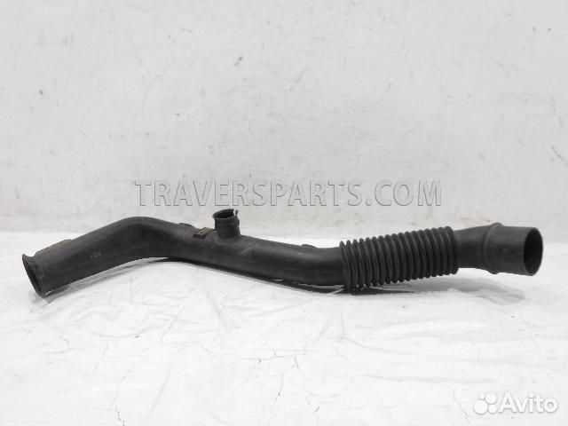 Патрубок воздушный Ниссан