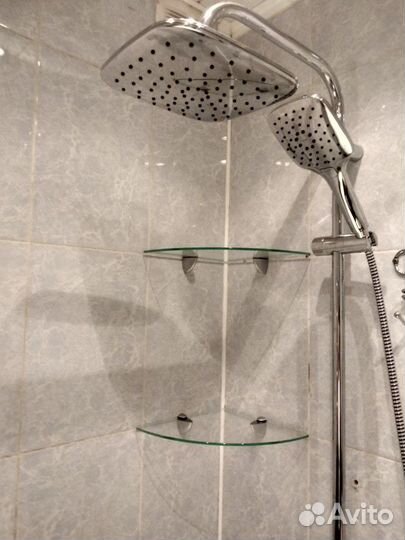 Угловые стеклянные полки (новые)