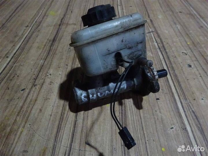 Цилиндр тормозной главный Kia Shuma 1996-2001