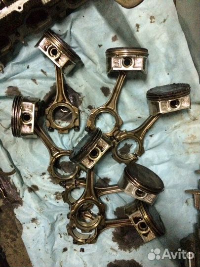 Поршень Toyota 2UZ-FE Land Cruiser 100