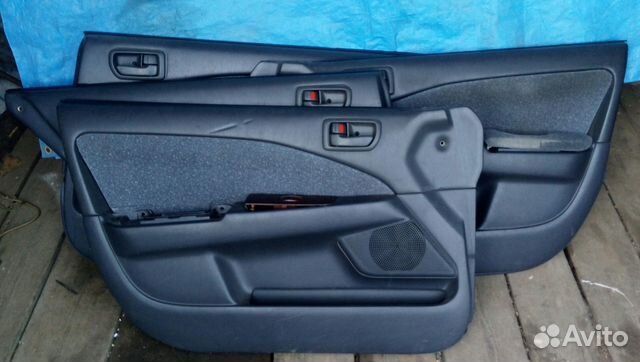 Обшивка дверей-дверная карта кузов ST210