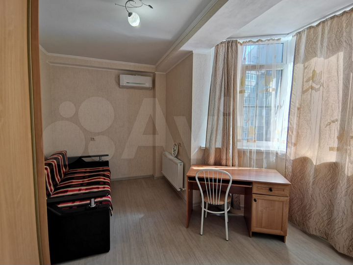 2-к. квартира, 50 м², 3/9 эт.