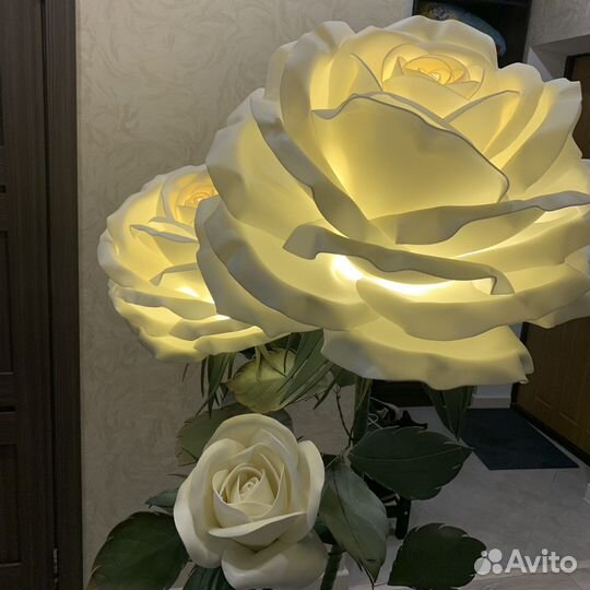 Светильник цветы из изолона