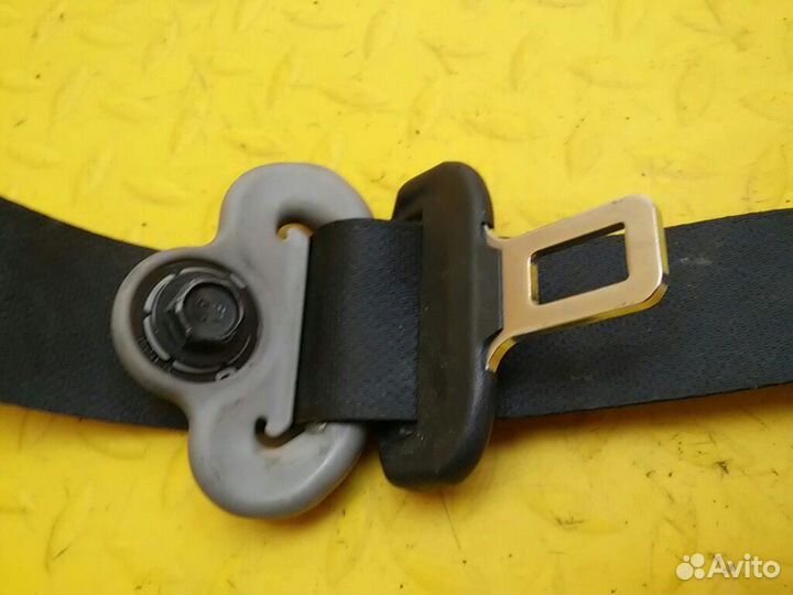 Ремень безопасности с пиропатроном Navara (D40)