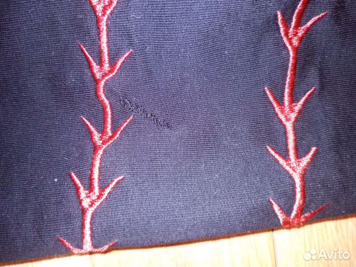 Лонгслив агрессия