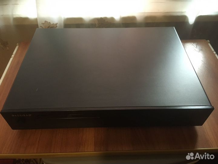 Профессиональный CD-проигрыватель