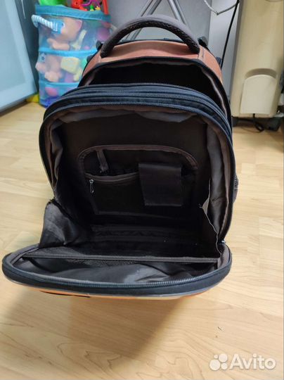 Школьный рюкзак