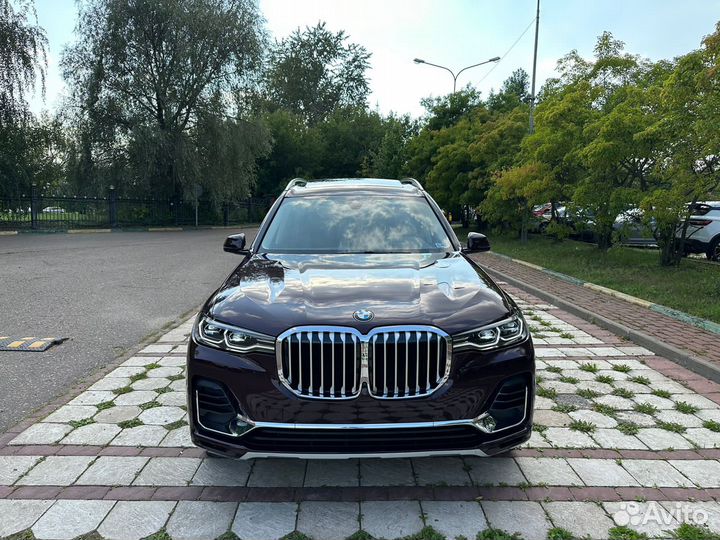BMW X7 3 AT, 2022, 3 015 км