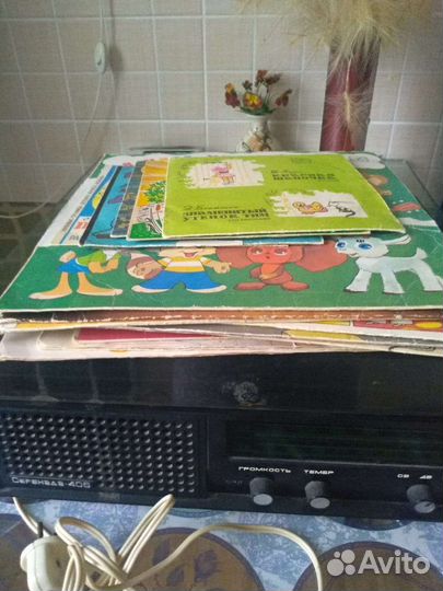 Проигрыватель винила времен СССР