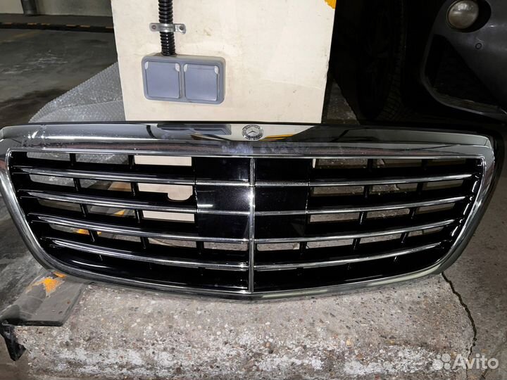 Решетка радиатора mercedes 222 amg 63