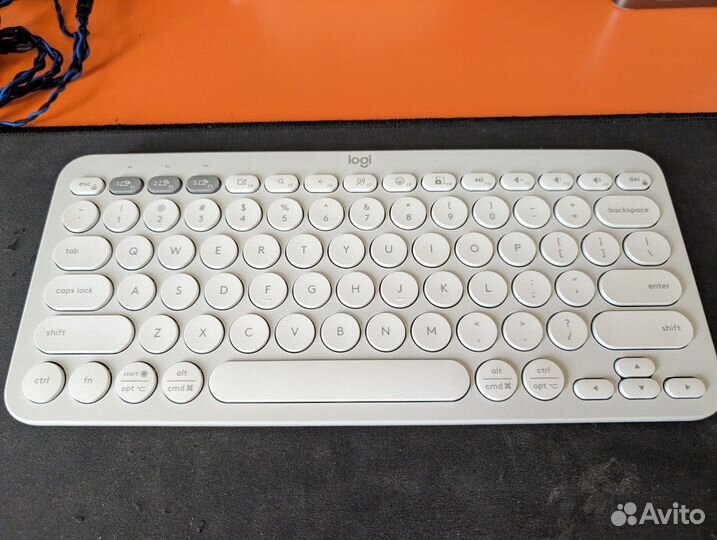 Logitech Pebble Keys 2 K390