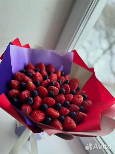 Съедобные букеты для женщин/подарок на 8 марта