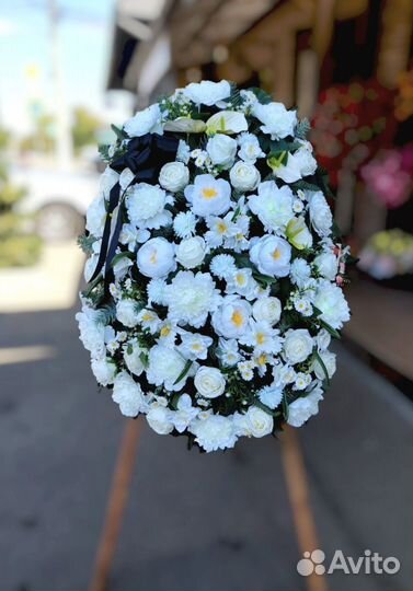 Траурные венки, ритуальные венки, корзины