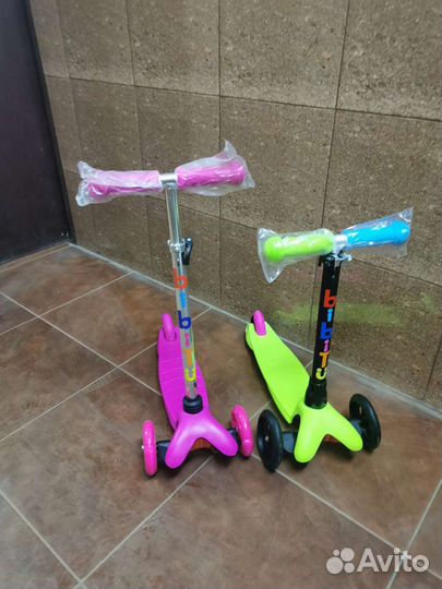 Самокат детский трехколесный