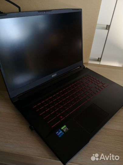 Игровой ноутбук MSI Katana GF76 i7-11800H&RTX3060