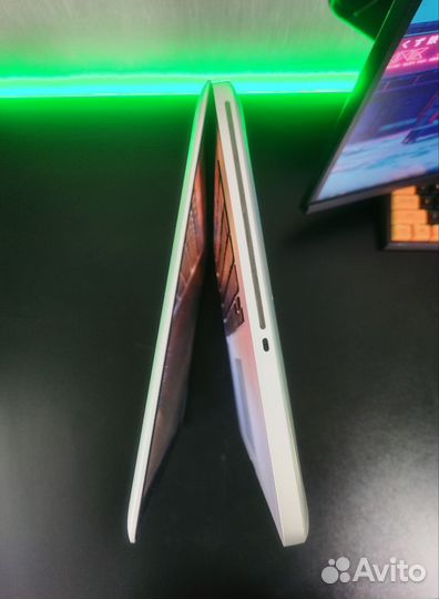 Ноутбук MacBook Pro 15 2010