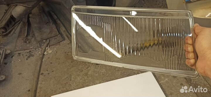 Стекло правой фары ваз
