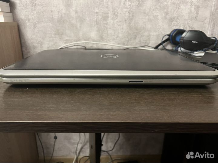 Ноутбук dell inspiron 7720