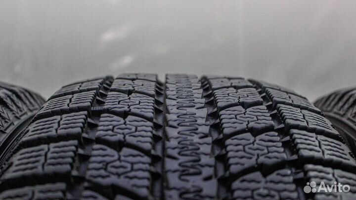 Toyo Observe GSi-5 205/55 R16 94Q