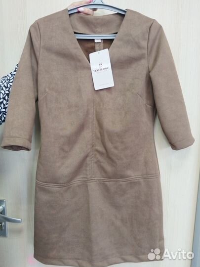 Продаю новое платье