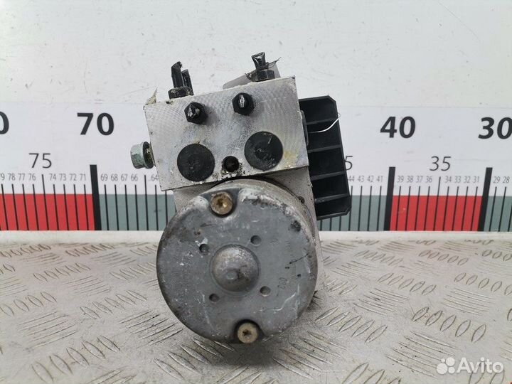 Блок ABS для Volkswagen Passat 5 8E0614111