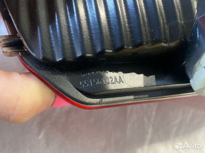 Фара противотуманная задняя Jeep Grand Cherokee