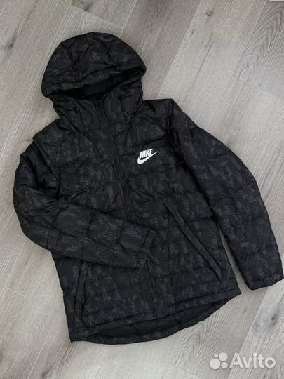 Пуховик Nike
