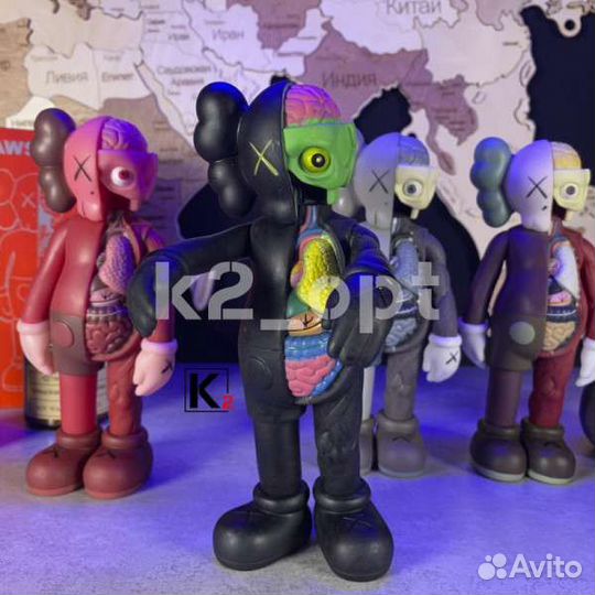 Фигурка игрушка kaws