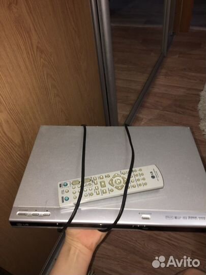 Видеомагнитофон