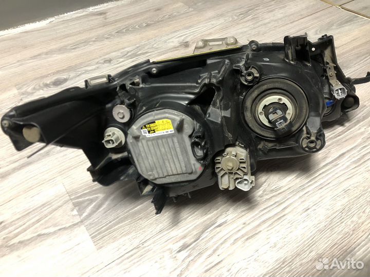 Фара левая ксенон toyota camry 55