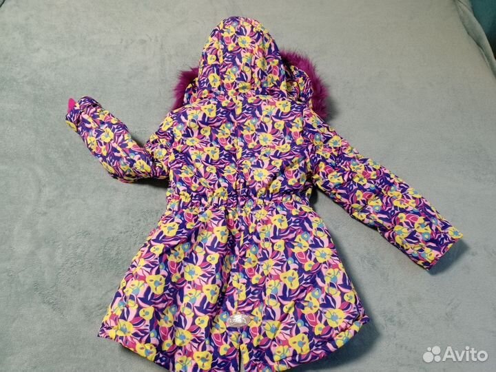 Пуховик на девочку 122